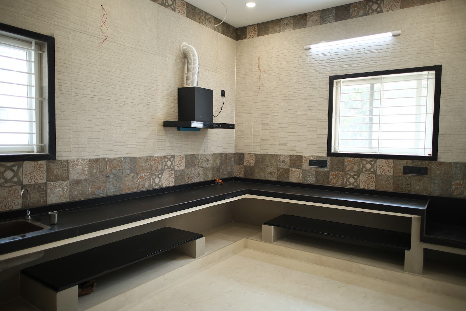 Terra Bliss: kitchen